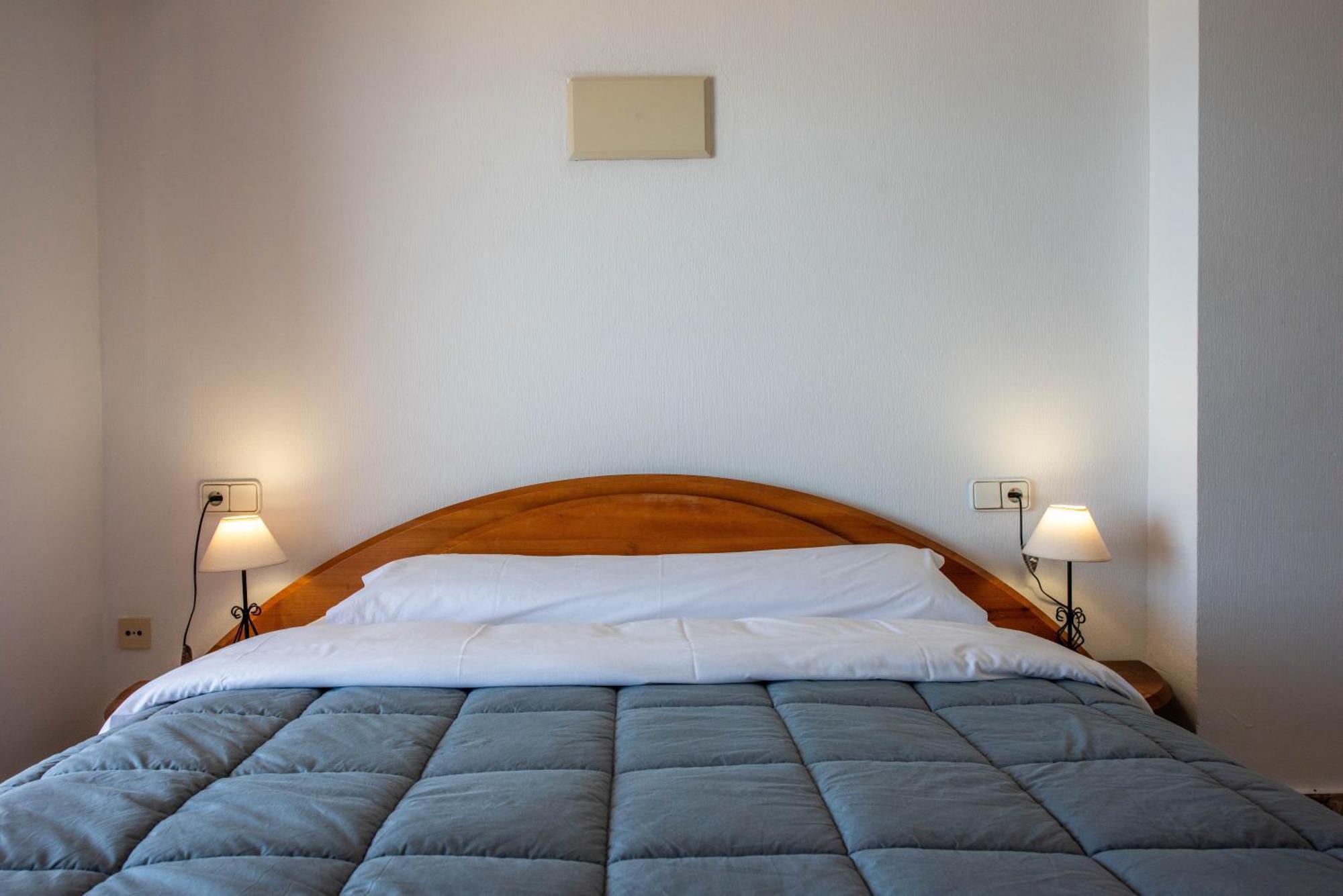 Apartamentos Nuevo Mexico C 142 กัลเป ภายนอก รูปภาพ